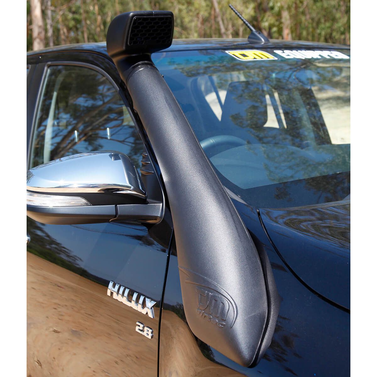 Bộ ống thở TJM Airtec Polyethylene Đen dành cho Toyota Hilux  2015 +