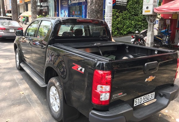 Nắp thùng cuộn Chevrolet Colorado hiệu Sport X4